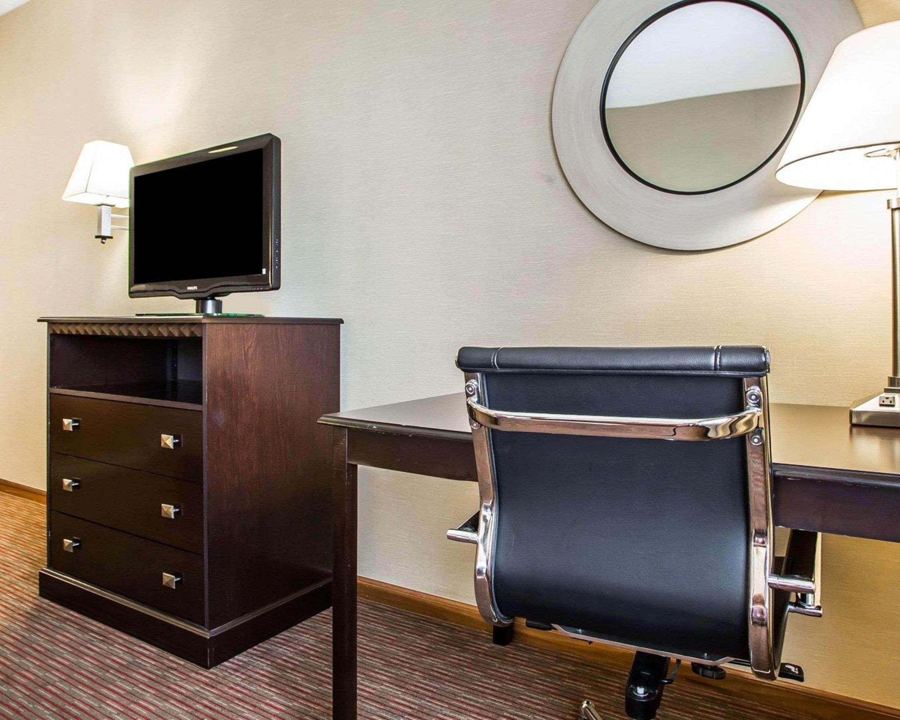 Quality Inn Greenville North Екстер'єр фото