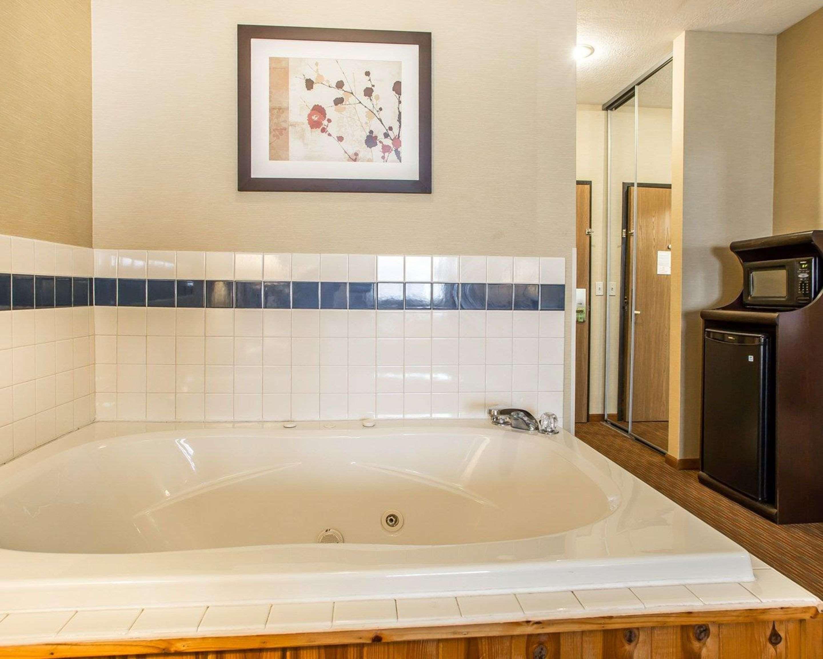 Quality Inn Greenville North Екстер'єр фото